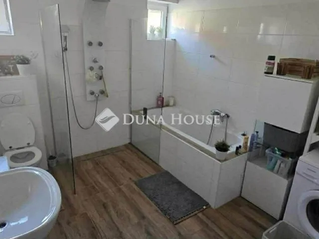Eladó ház Veresegyház 125 nm