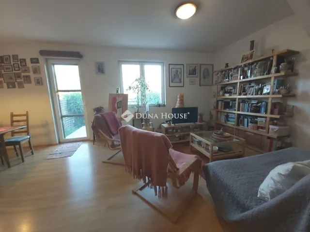 Eladó lakás Isaszeg 80 nm