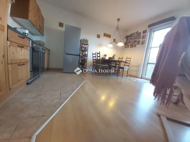 Eladó lakás Isaszeg 80 nm