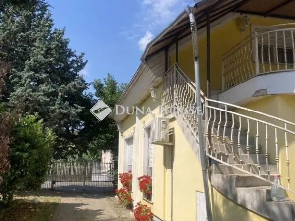 Eladó ház Budapest XVI. kerület 281 nm
