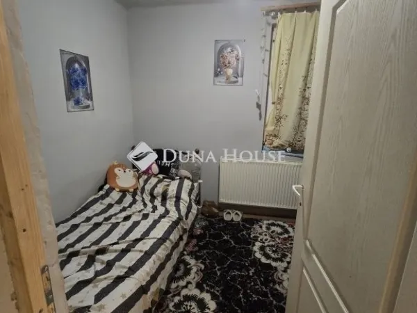 Eladó ház Domony 50 nm