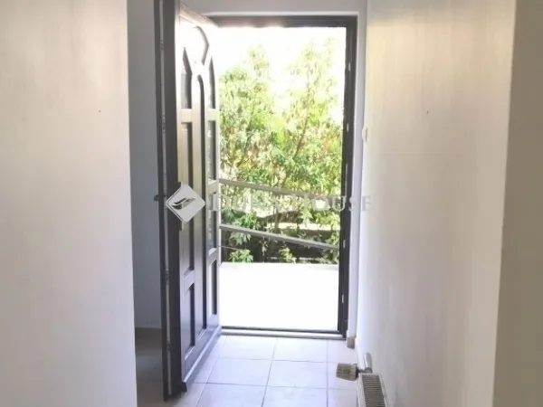 Eladó ház Budapest XVI. kerület 242 nm