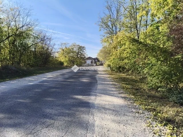 Eladó telek Szada 1501 nm