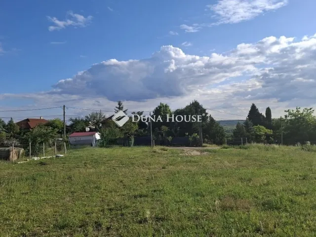 Eladó telek Őrbottyán 908 nm
