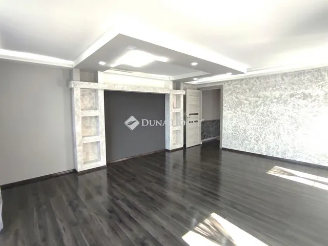 Eladó ház Mogyoród 180 nm