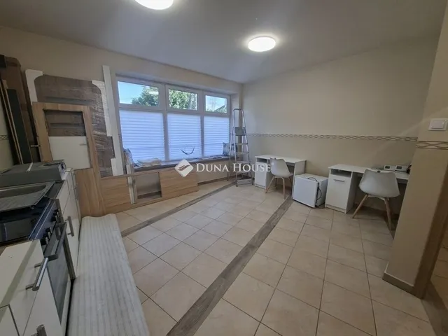 Eladó lakás Gödöllő 106 nm