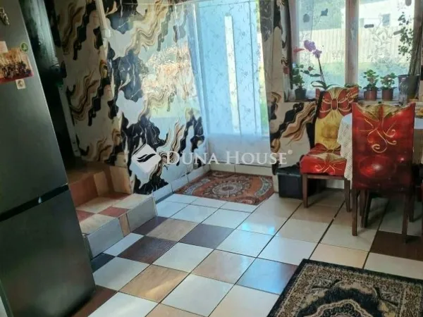 Eladó ház Domony 50 nm