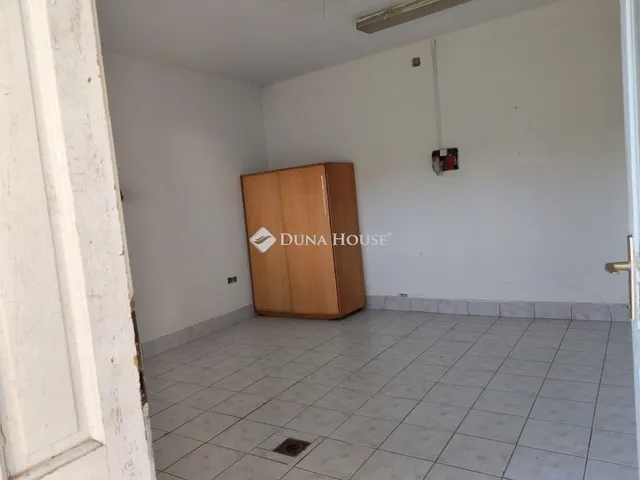 Eladó ház Kóka 146 nm