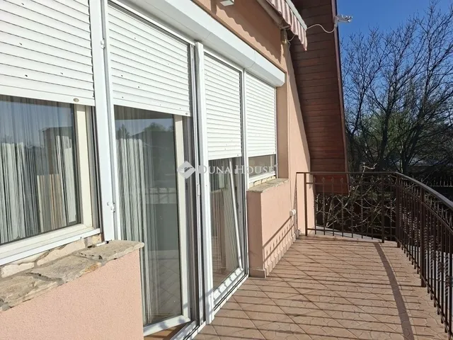 Eladó ház Nagytarcsa 193 nm