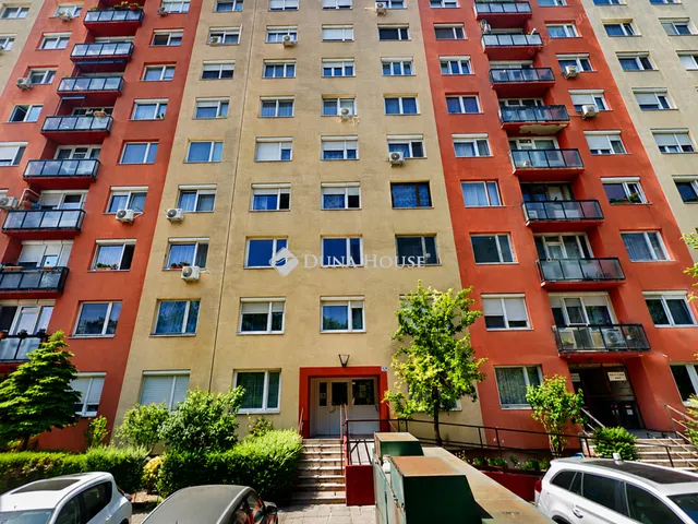Eladó lakás Budapest XV. kerület 53 nm