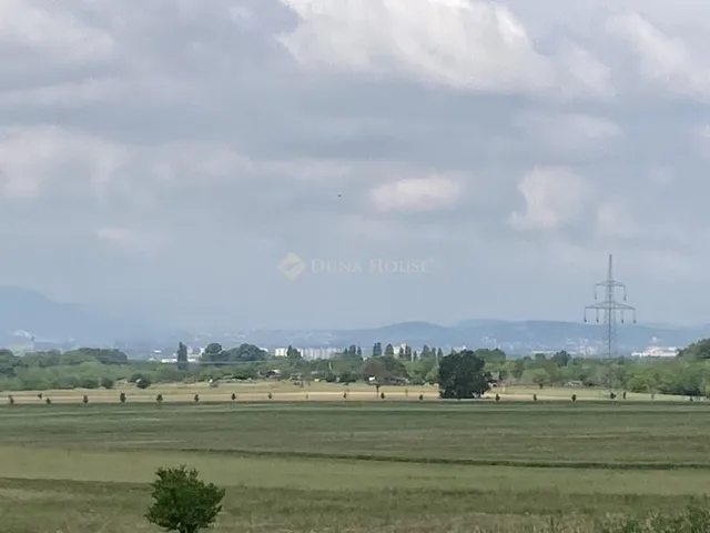 Eladó telek Csömör 2433 nm