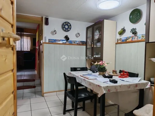 Eladó ház Verseg 83 nm
