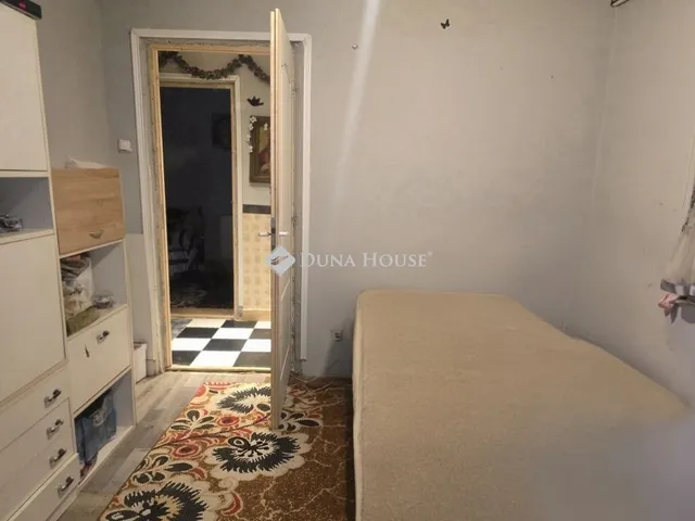Eladó ház Domony 50 nm