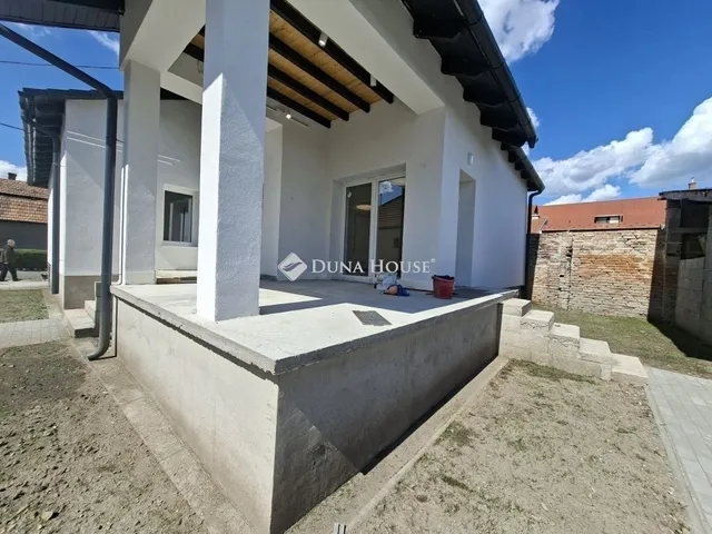 Eladó ház Hatvan 103 nm