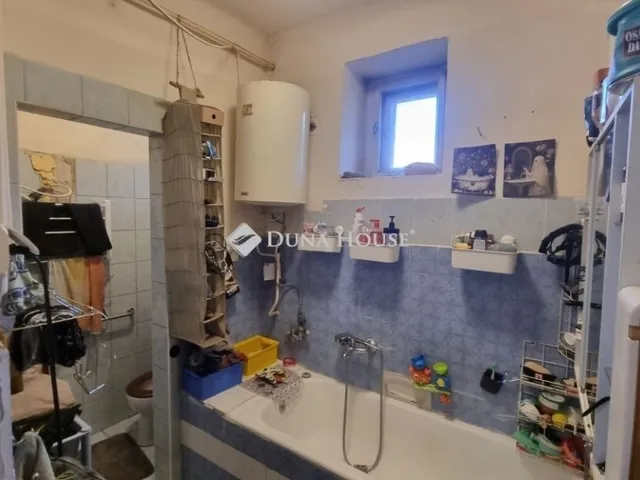 Eladó ház Dány 140 nm