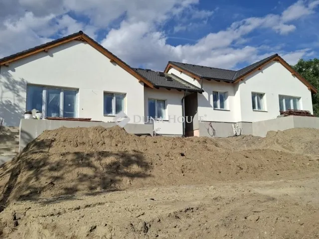 Eladó ház Őrbottyán 88 nm