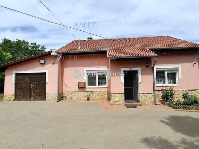 Eladó ház Vácegres 134 nm