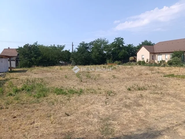 Eladó lakás Mogyoród 150 nm