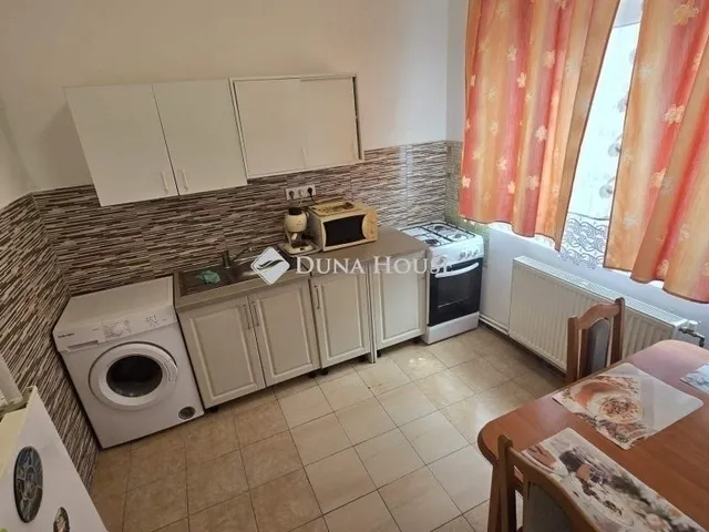 Eladó ház Gödöllő 280 nm
