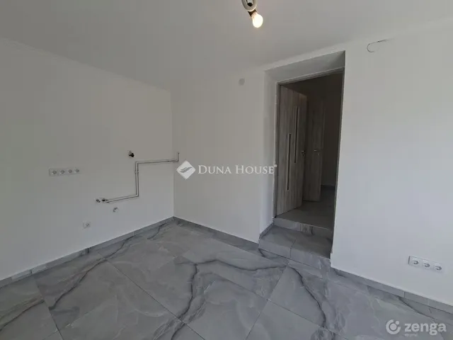 Eladó ház Zsámbok 66 nm