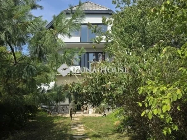 Eladó ház Veresegyház 149 nm