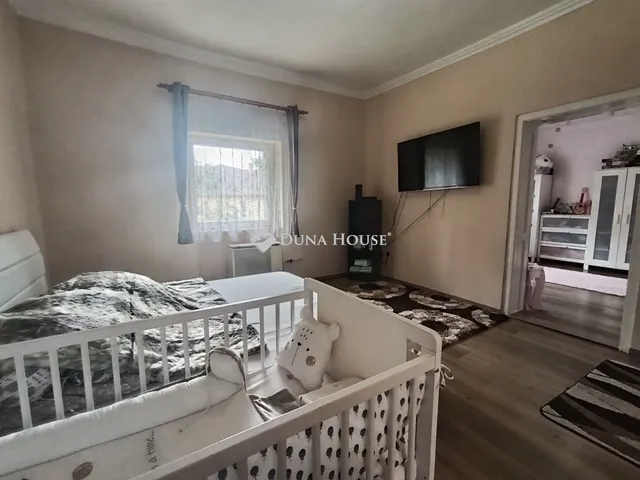Eladó ház Valkó 84 nm