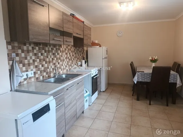 Eladó ház Valkó 84 nm