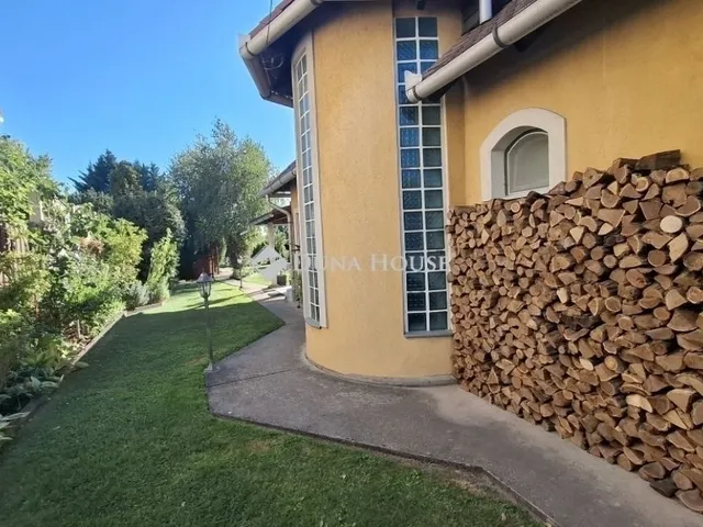 Eladó ház Veresegyház 186 nm