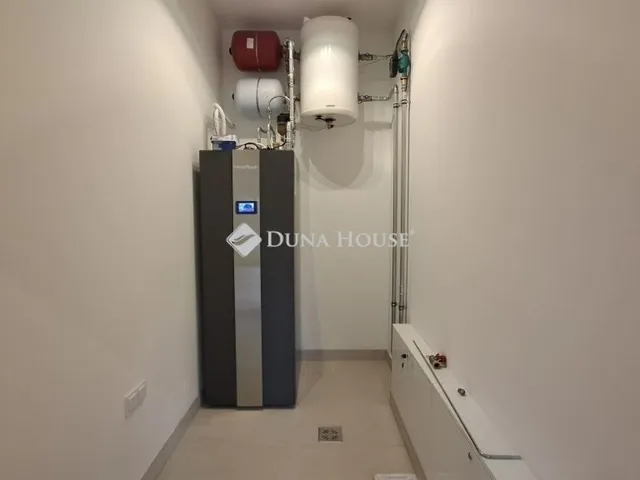 Eladó ház Szada 111 nm