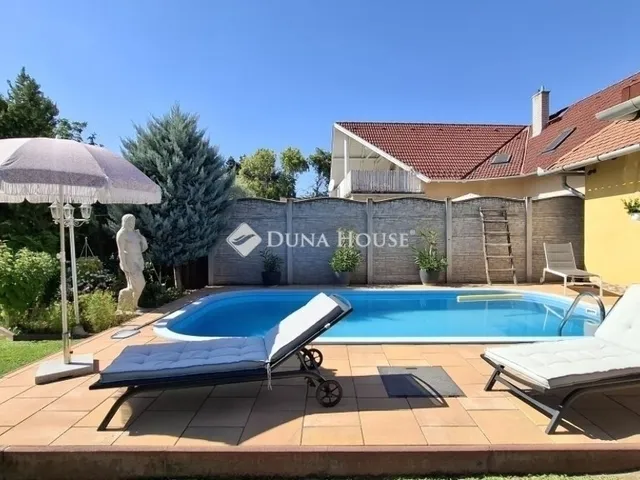Eladó ház Veresegyház 186 nm