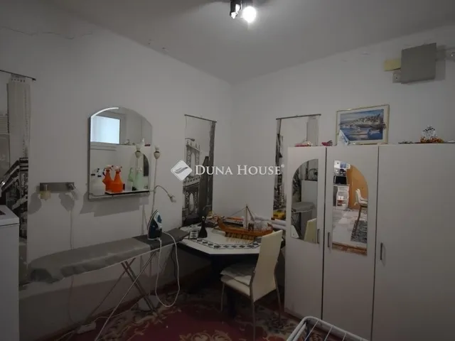 Eladó ház Aszód 265 nm