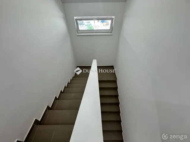 Eladó lakás Veresegyház 60 nm