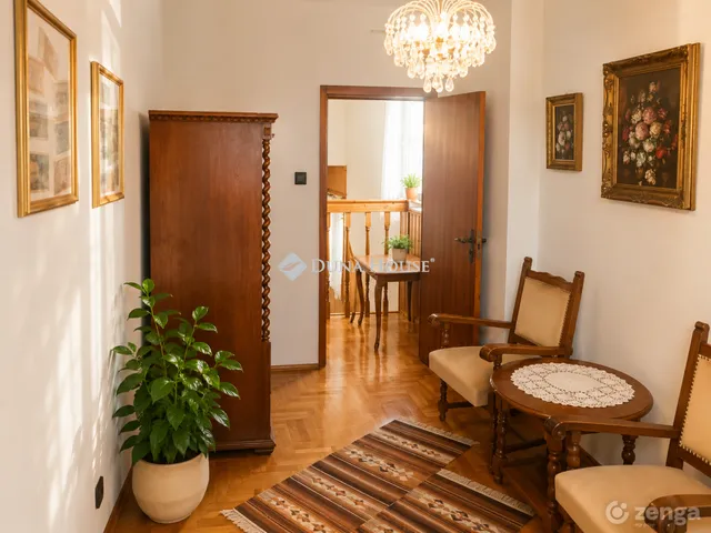 Eladó ház Budapest XV. kerület 164 nm