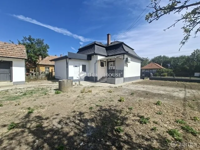 Eladó ház Zsámbok 66 nm