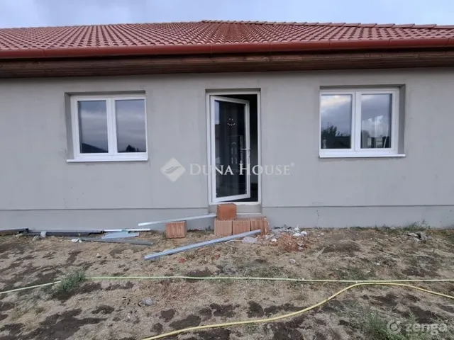 Eladó lakás Kartal 83 nm