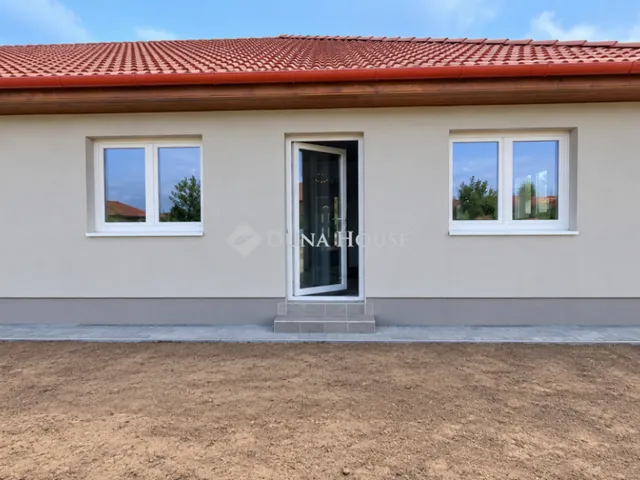 Eladó lakás Kartal 83 nm