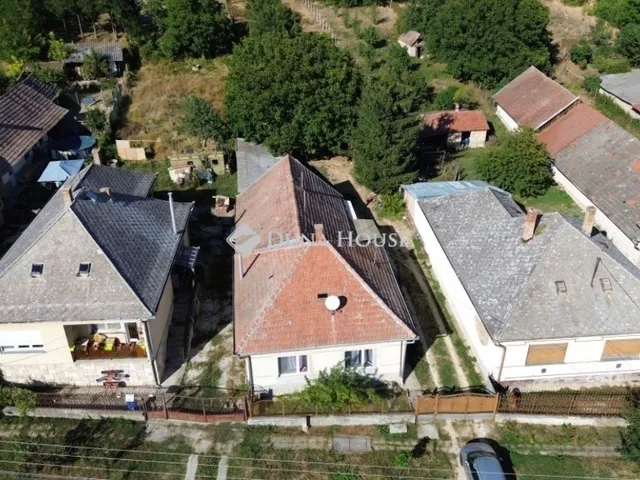 Eladó ház Valkó 100 nm