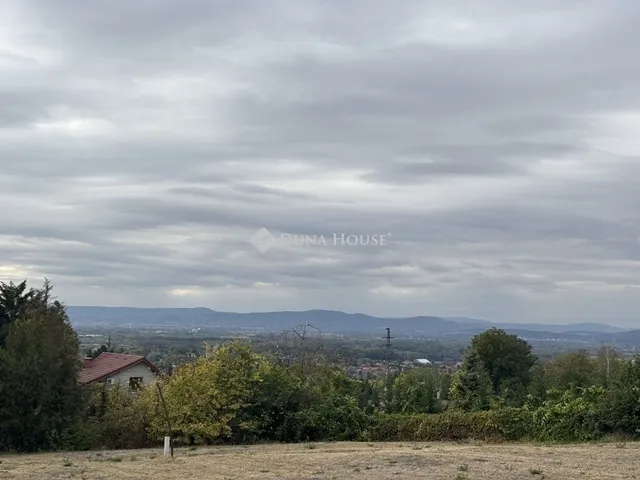 Eladó ház Fót 160 nm