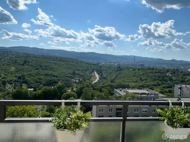 Eladó lakás Miskolc, Avas 37 nm