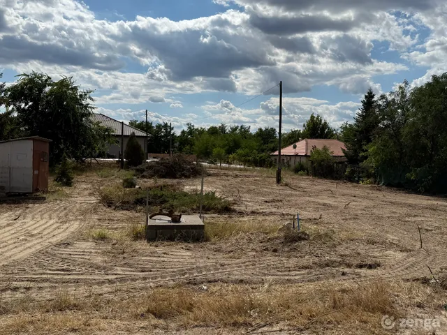 Eladó telek Kecskemét, Felsőszéktó 1176 nm