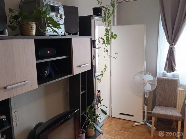 Eladó lakás Budapest IX. kerület, József Attila lakótelep 27 nm