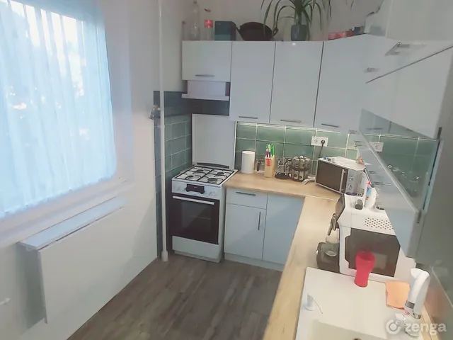 Eladó lakás Szeged, Makkosház 49 nm