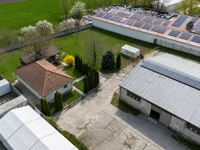 Eladó kereskedelmi és ipari ingatlan Kőszárhegy 802 nm