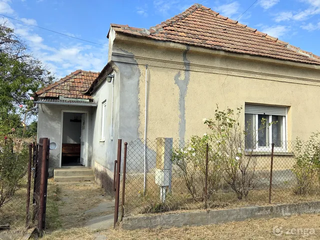 Eladó ház Győrasszonyfa 67 nm