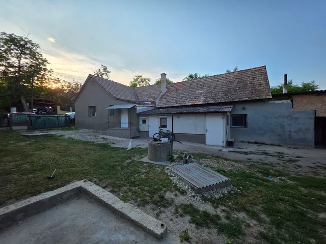 Eladó ház Pákozd 100 nm