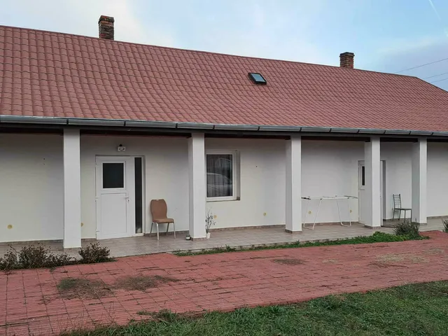 Eladó ház Pákozd 112 nm