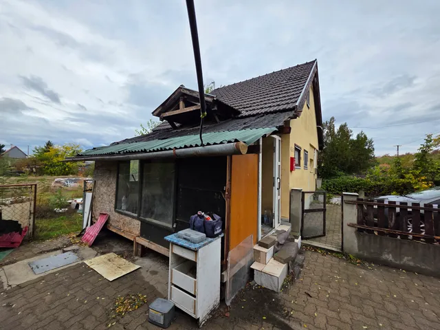 Eladó ház Szabadbattyán 30 nm