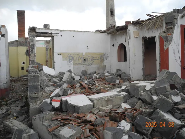 Eladó ház Újszász, Munkás út 30. 139 nm