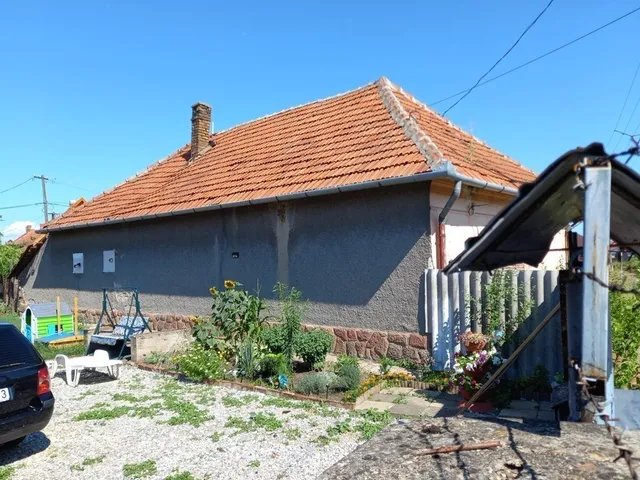 Eladó ház Mezőkövesd 68 nm