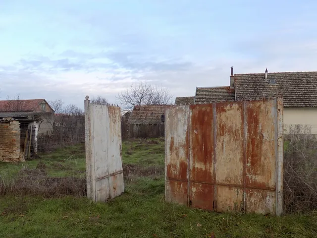 Eladó telek Őcsény, Zrinyi utca 29/2. 574 nm